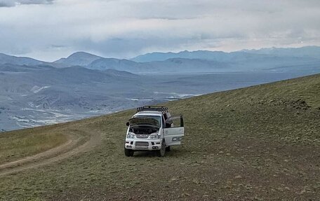 Mitsubishi Delica IV, 2000 год, 1 690 000 рублей, 16 фотография