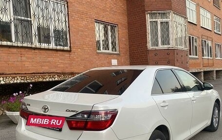 Toyota Camry, 2016 год, 2 100 000 рублей, 5 фотография