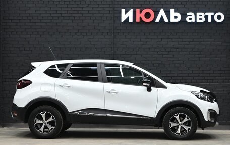 Renault Kaptur I рестайлинг, 2021 год, 2 150 000 рублей, 10 фотография