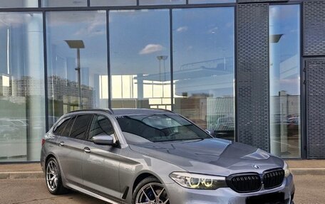 BMW 5 серия, 2018 год, 4 050 000 рублей, 15 фотография