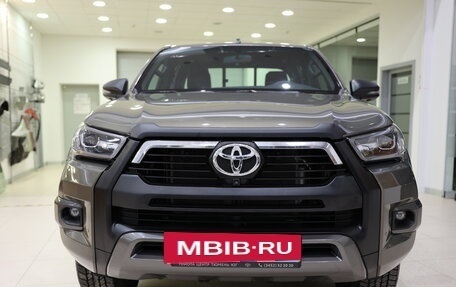 Toyota Hilux VIII, 2023 год, 7 500 000 рублей, 3 фотография