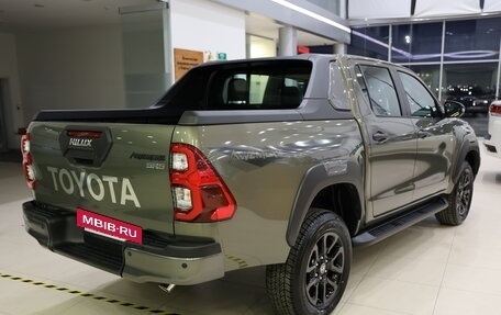 Toyota Hilux VIII, 2023 год, 7 500 000 рублей, 6 фотография