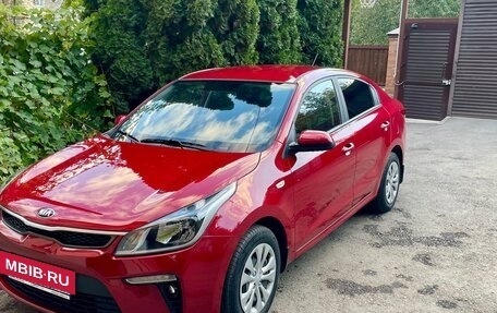 KIA Rio IV, 2020 год, 1 750 000 рублей, 2 фотография