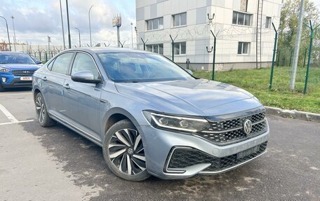 Volkswagen Passat B8 рестайлинг, 2021 год, 4 400 000 рублей, 3 фотография