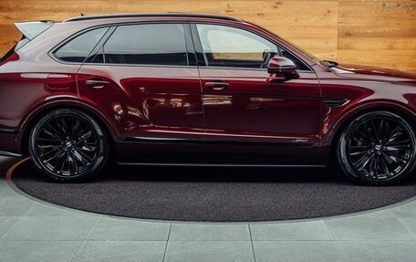 Bentley Bentayga I, 2020 год, 24 500 000 рублей, 3 фотография