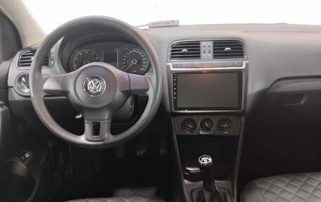 Volkswagen Polo VI (EU Market), 2011 год, 669 000 рублей, 9 фотография