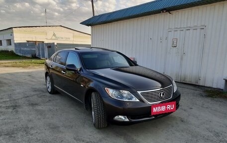 Lexus LS IV, 2008 год, 1 990 000 рублей, 4 фотография