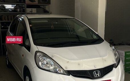 Honda Fit III, 2012 год, 1 100 000 рублей, 32 фотография