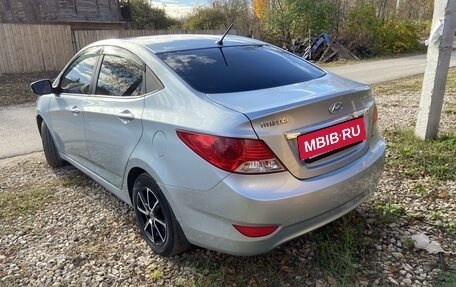 Hyundai Solaris II рестайлинг, 2011 год, 690 000 рублей, 5 фотография