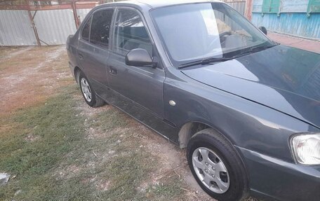 Hyundai Accent II, 2005 год, 365 000 рублей, 2 фотография