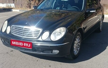 Mercedes-Benz E-Класс, 2004 год, 797 000 рублей, 1 фотография