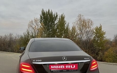 Mercedes-Benz E-Класс, 2017 год, 4 150 000 рублей, 3 фотография