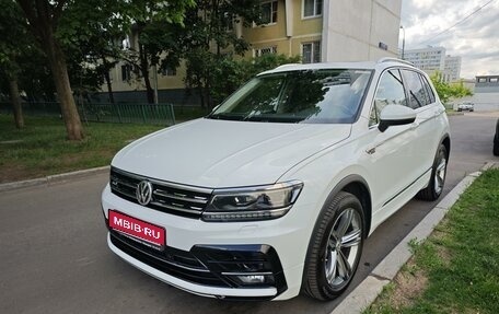 Volkswagen Tiguan II, 2018 год, 3 500 000 рублей, 1 фотография