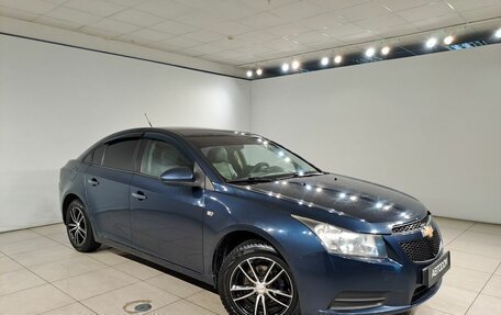 Chevrolet Cruze II, 2010 год, 650 000 рублей, 2 фотография