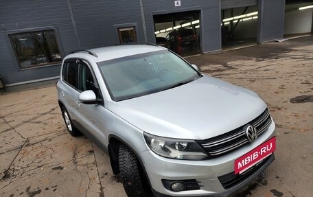 Volkswagen Tiguan I, 2011 год, 1 300 000 рублей, 6 фотография