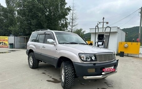 Toyota Land Cruiser 100 рестайлинг 2, 1998 год, 1 900 000 рублей, 7 фотография