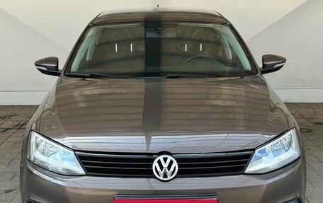 Volkswagen Jetta VI, 2012 год, 900 000 рублей, 2 фотография