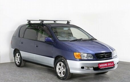 Toyota Ipsum II, 1999 год, 700 000 рублей, 3 фотография