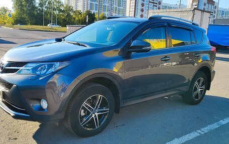 Toyota RAV4, 2015 год, 2 390 000 рублей, 7 фотография