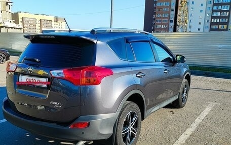 Toyota RAV4, 2015 год, 2 390 000 рублей, 3 фотография