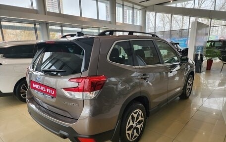 Subaru Forester, 2024 год, 5 450 000 рублей, 4 фотография