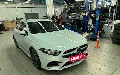 Mercedes-Benz A-Класс, 2021 год, 3 655 000 рублей, 3 фотография