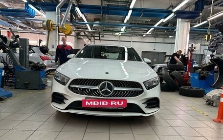 Mercedes-Benz A-Класс, 2021 год, 3 655 000 рублей, 2 фотография