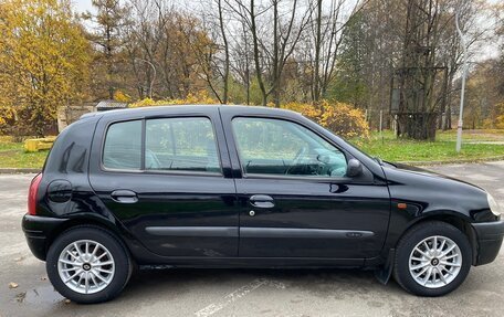 Renault Clio III, 2001 год, 330 000 рублей, 4 фотография