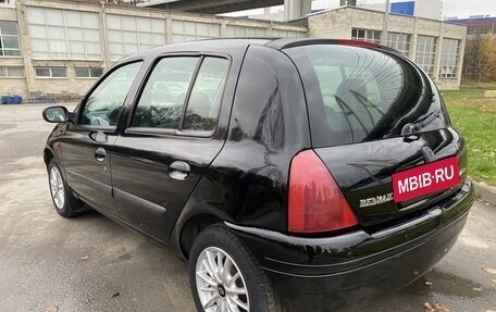 Renault Clio III, 2001 год, 330 000 рублей, 2 фотография