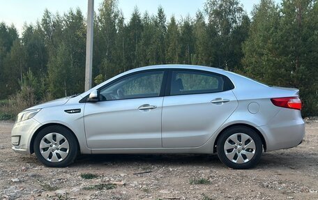 KIA Rio III рестайлинг, 2013 год, 700 000 рублей, 2 фотография