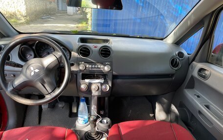 Mitsubishi Colt VI рестайлинг, 2008 год, 550 000 рублей, 14 фотография