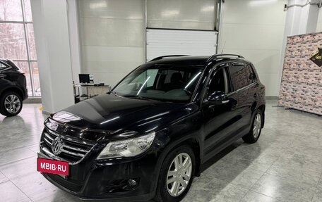 Volkswagen Tiguan I, 2008 год, 949 000 рублей, 2 фотография