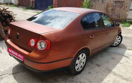 Volkswagen Passat B6, 2006 год, 650 000 рублей, 10 фотография