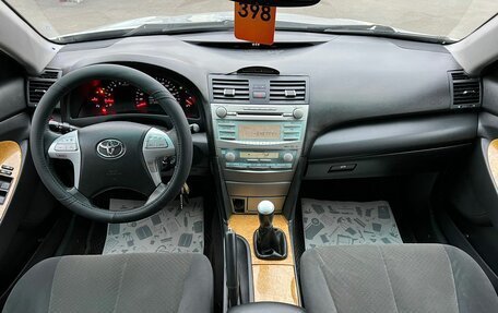 Toyota Camry, 2007 год, 999 999 рублей, 16 фотография