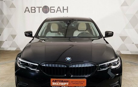 BMW 3 серия, 2019 год, 3 459 000 рублей, 2 фотография