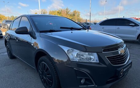 Chevrolet Cruze II, 2013 год, 950 000 рублей, 7 фотография