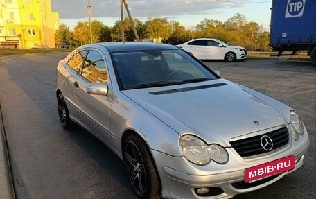 Mercedes-Benz C-Класс, 2005 год, 725 000 рублей, 10 фотография