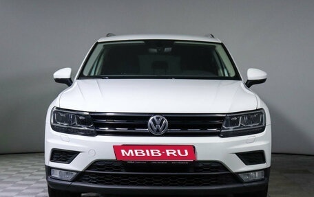 Volkswagen Tiguan II, 2017 год, 2 410 000 рублей, 2 фотография