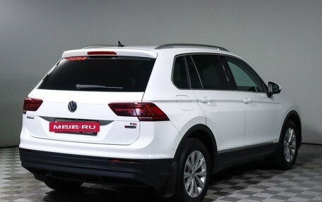 Volkswagen Tiguan II, 2017 год, 2 410 000 рублей, 5 фотография