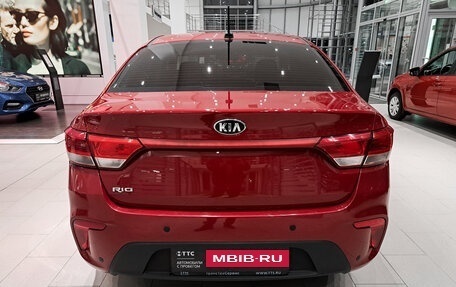 KIA Rio IV, 2018 год, 1 605 000 рублей, 6 фотография