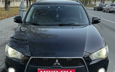 Mitsubishi Outlander III рестайлинг 3, 2011 год, 1 900 000 рублей, 1 фотография