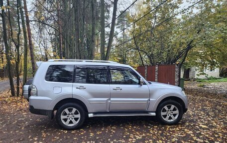 Mitsubishi Pajero IV, 2008 год, 1 800 000 рублей, 3 фотография