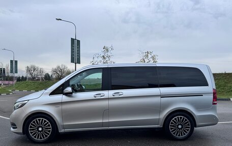 Mercedes-Benz V-Класс, 2015 год, 4 200 000 рублей, 3 фотография