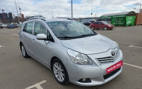 Toyota Verso I, 2009 год, 975 000 рублей, 12 фотография