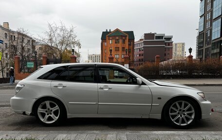 Toyota Altezza, 2003 год, 1 600 000 рублей, 3 фотография