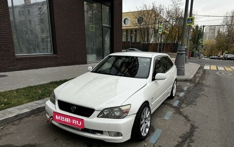 Toyota Altezza, 2003 год, 1 600 000 рублей, 8 фотография