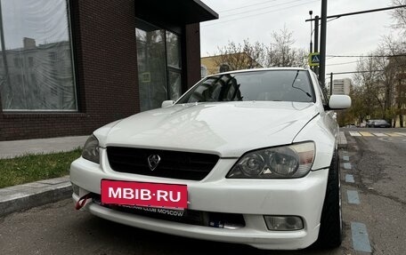 Toyota Altezza, 2003 год, 1 600 000 рублей, 9 фотография