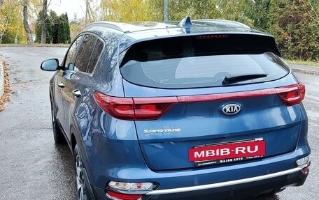 KIA Sportage IV рестайлинг, 2021 год, 2 800 000 рублей, 3 фотография