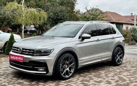 Volkswagen Tiguan II, 2018 год, 3 319 000 рублей, 5 фотография