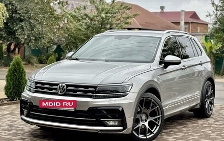 Volkswagen Tiguan II, 2018 год, 3 319 000 рублей, 6 фотография